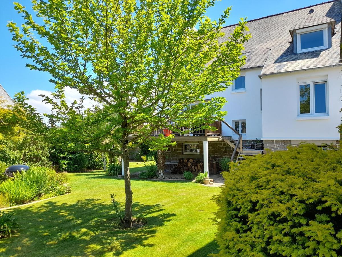 Maison Spacieuse Entre La Ville Et La Cote Saint-Martin-des-Champs  Exterior foto